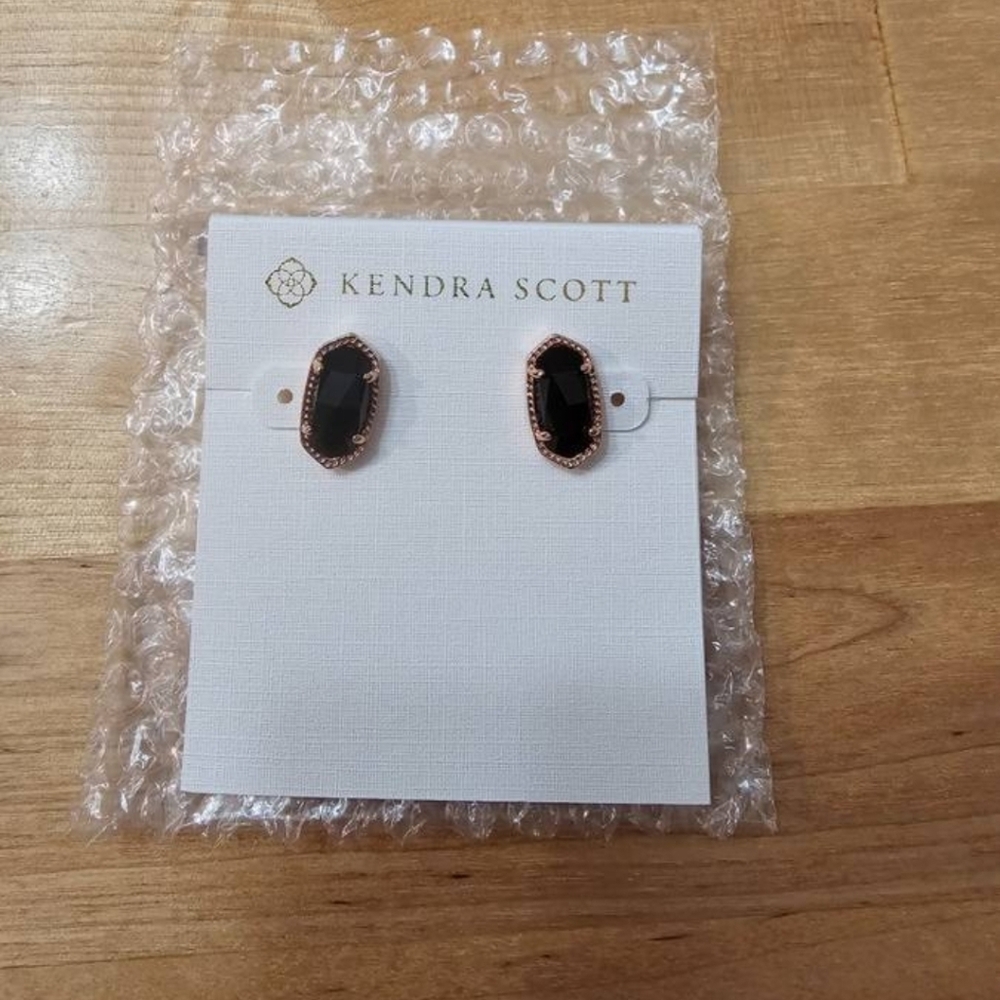 Kendra Scott Black and Rose Gold Stud Earrings (NWOT)